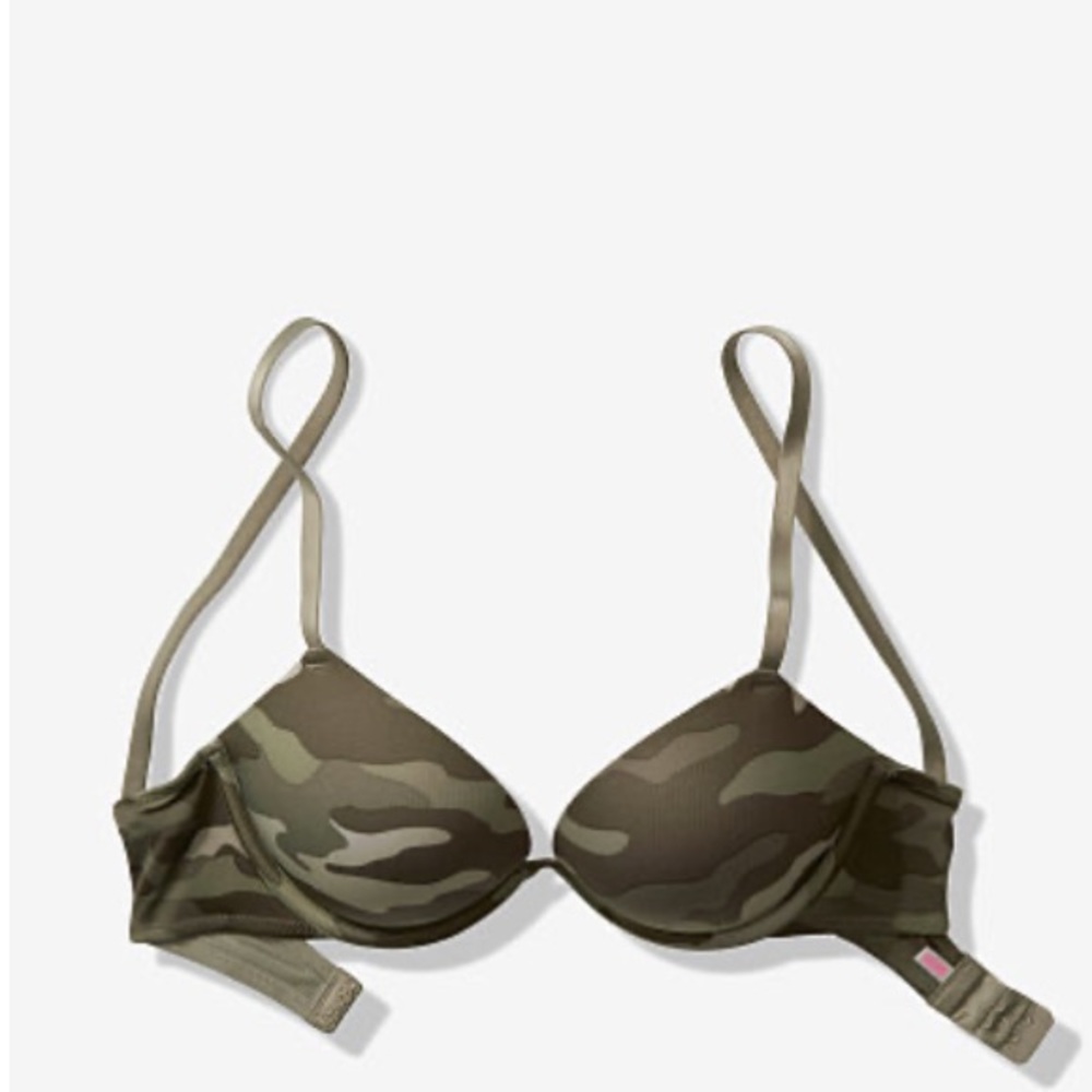 PINK Wear Everywhere Super Push-Up Bra